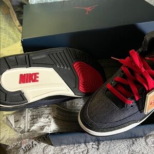 Brand new Air Jordan 3 Men’s denim blue Levi and Red Low-Top Sneakers 🔥🔥🔥🔥🔥